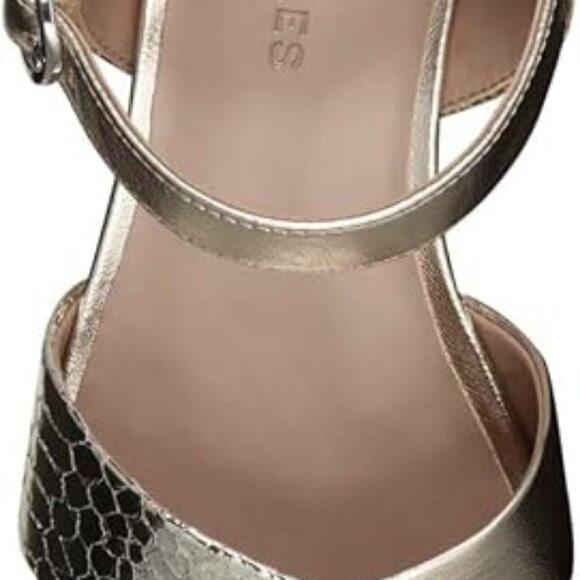 NIB Aerosoles Cosmos Soft Gold Leather 7.5 M - Picture 7 of 8